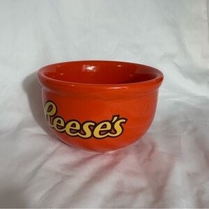 Vintage Reese's Orange Ceramic Bowl in new condition .